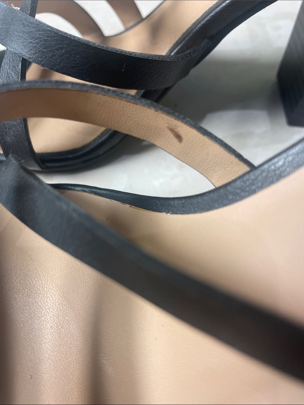 Old Navy Black Strappy Ankle Buckle Sandals Women’s Size 6 - Picture 8 of 13